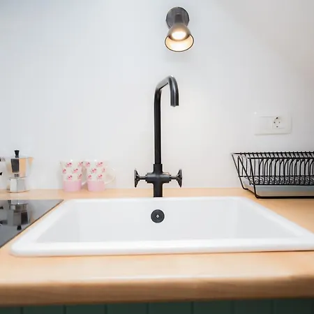 2 Cannons/old Town *