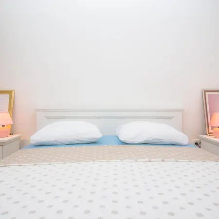 Lägenhet 2 Cannons/old Town *