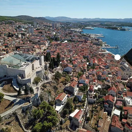 2 Cannons/old Town Διαμέρισμα